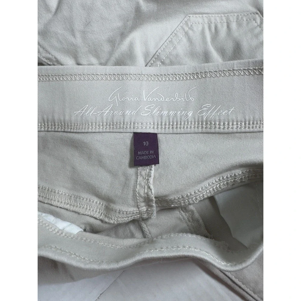 Gloria Vanderbilt All Around Slimming‎ Effect Pants Beige Cropped Size 10